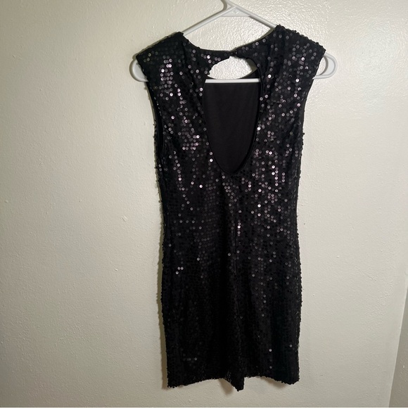 Love Reign Sleeveless Dress Black Sequins S - Picture 8 of 12